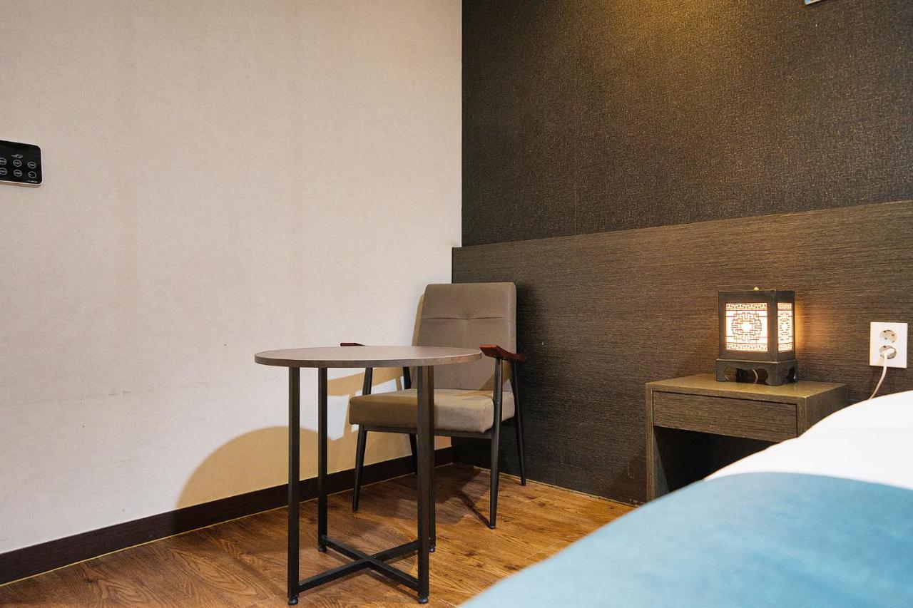 Suwon Dono1796 Hotel Exteriör bild