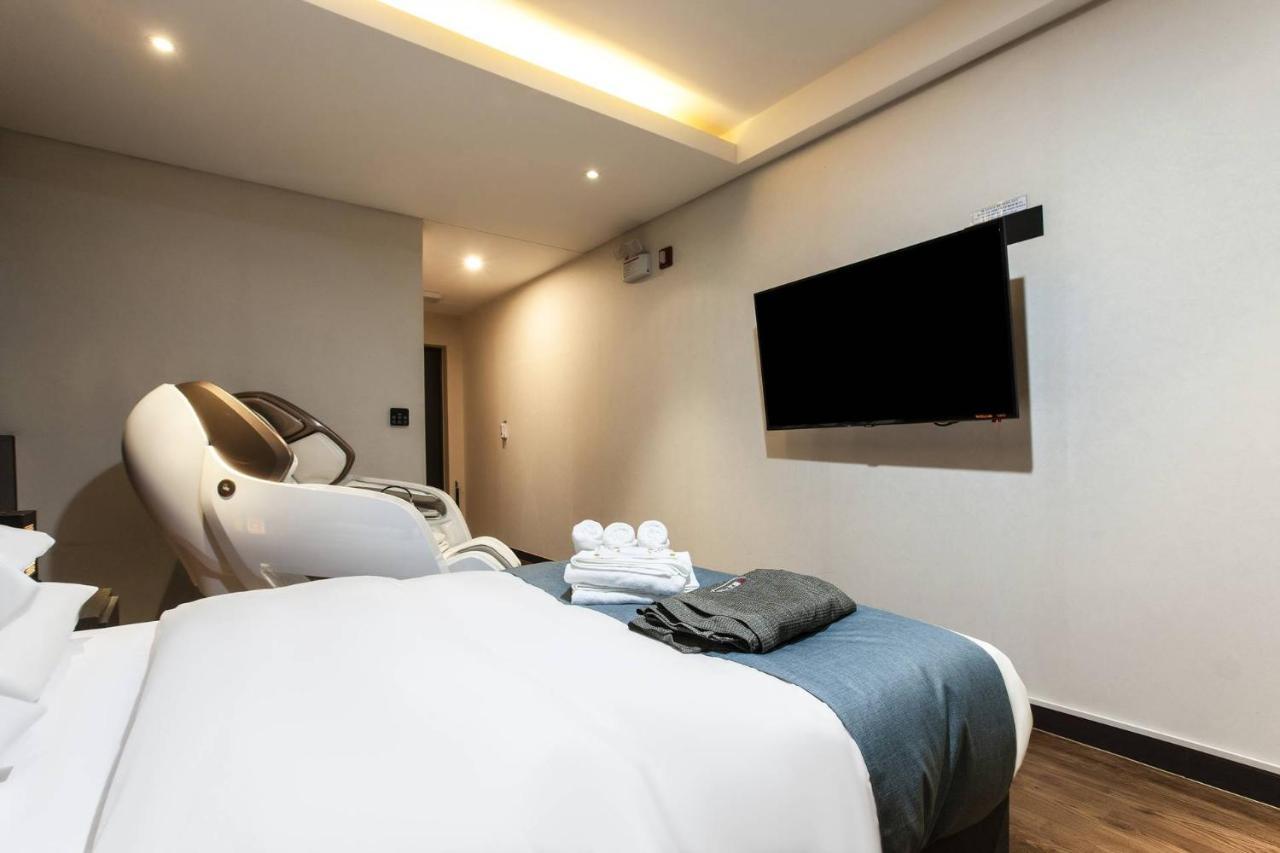 Suwon Dono1796 Hotel Exteriör bild